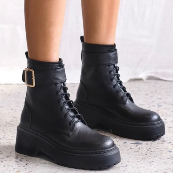 NWOT Billini Xanti vegan leather platform combat lug sole ankle boots - Picture 1 of 11